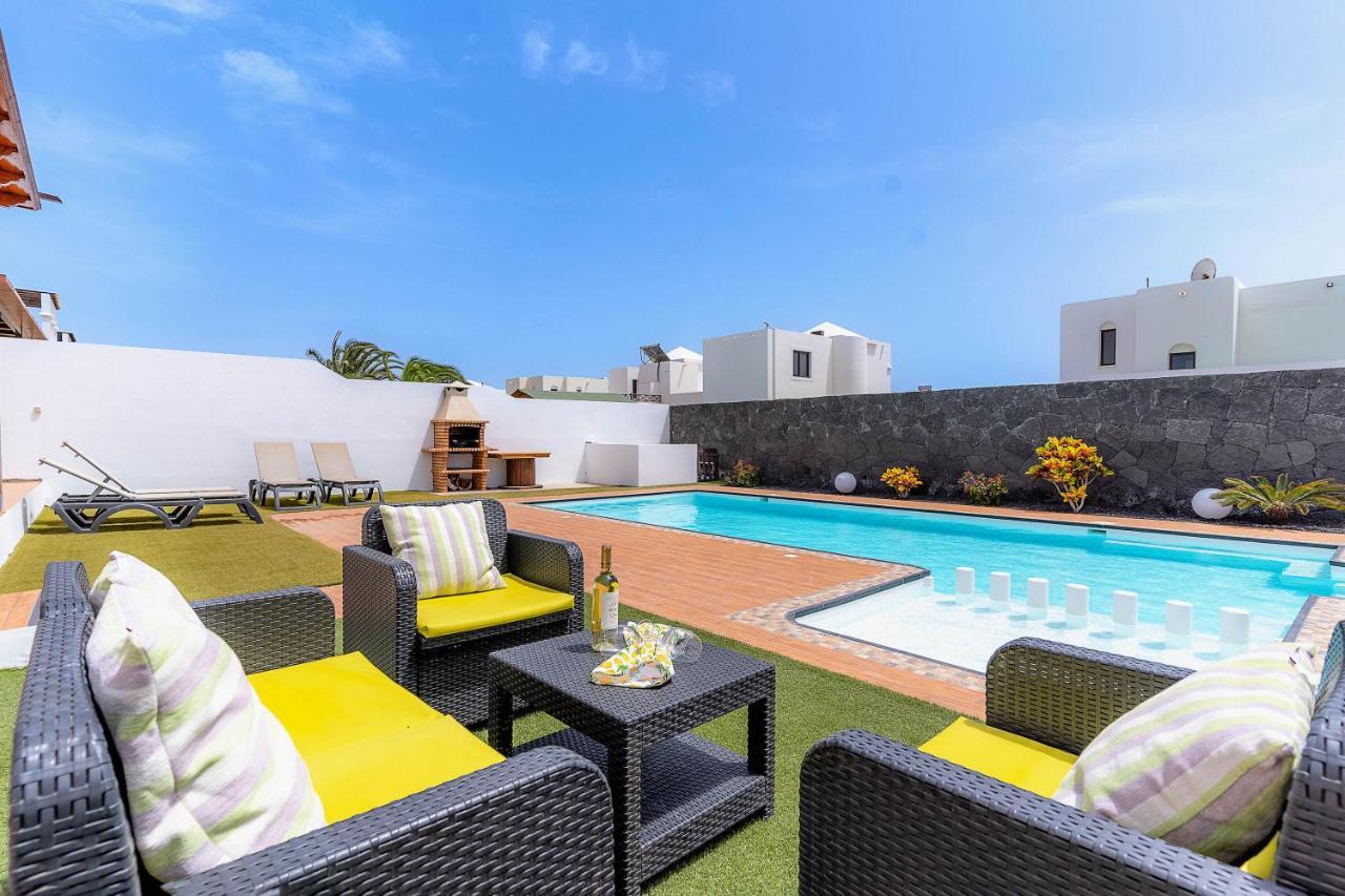 Vv Misy By Hh Villa Playa Blanca  Exterior photo
